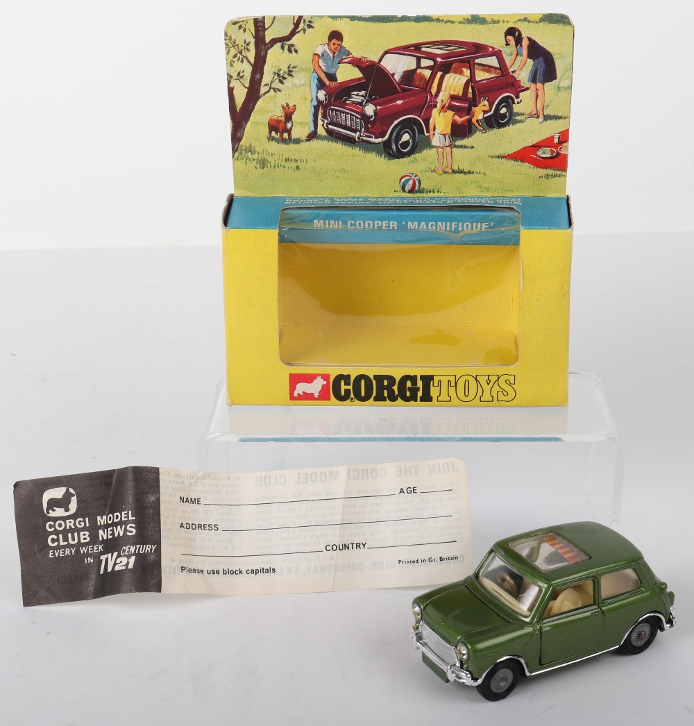 Corgi Toys 334 Mini Cooper ‘Magnifique - Image 2 of 6