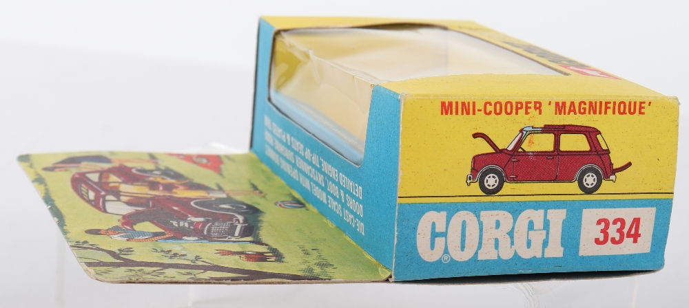 Corgi Toys 334 Mini Cooper ‘Magnifique - Image 5 of 6