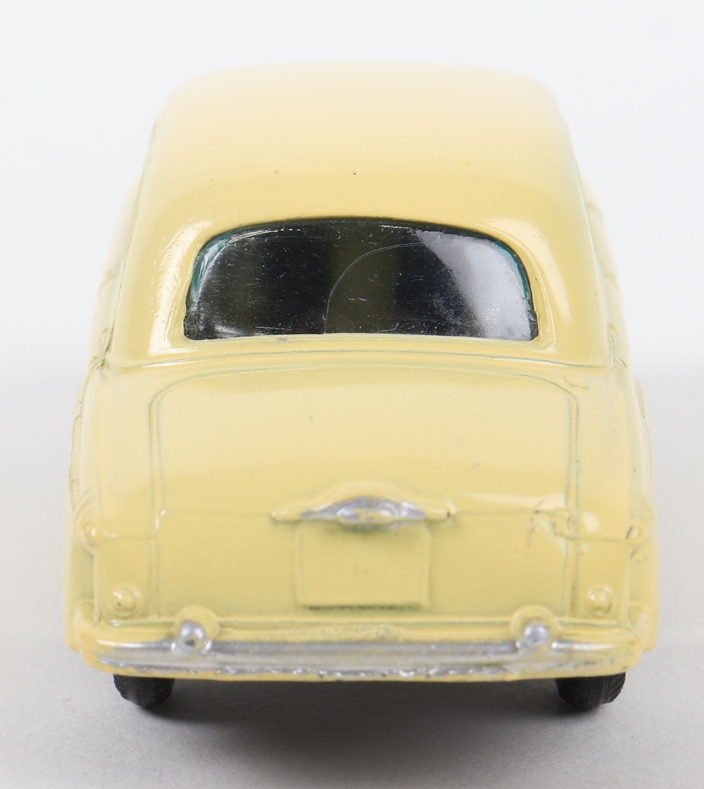 Corgi Toys 203 Vauxhall Velox Saloon - Image 4 of 5