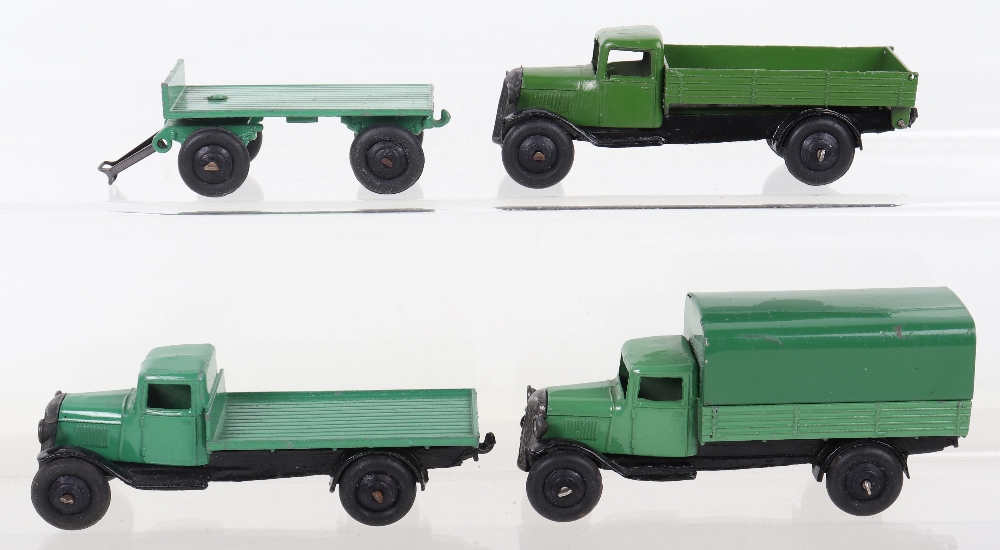 Three Dinky Toys Post War 25 series Wagons - Image 2 of 2