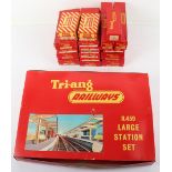 Tri-ang Railways boxed R459 Large Station set