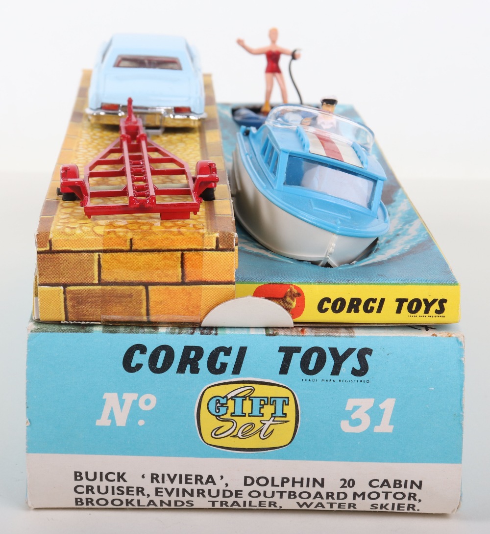Corgi Toys The ‘Riviera’ Gift Set 31 - Image 3 of 5