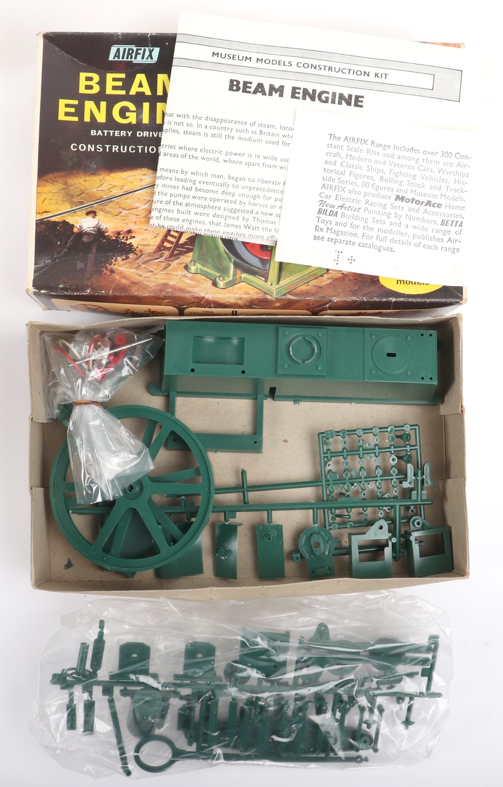 Boxed Mamod SE3 Twin Cylinder Superheated Steam engine and accessories - Image 4 of 4