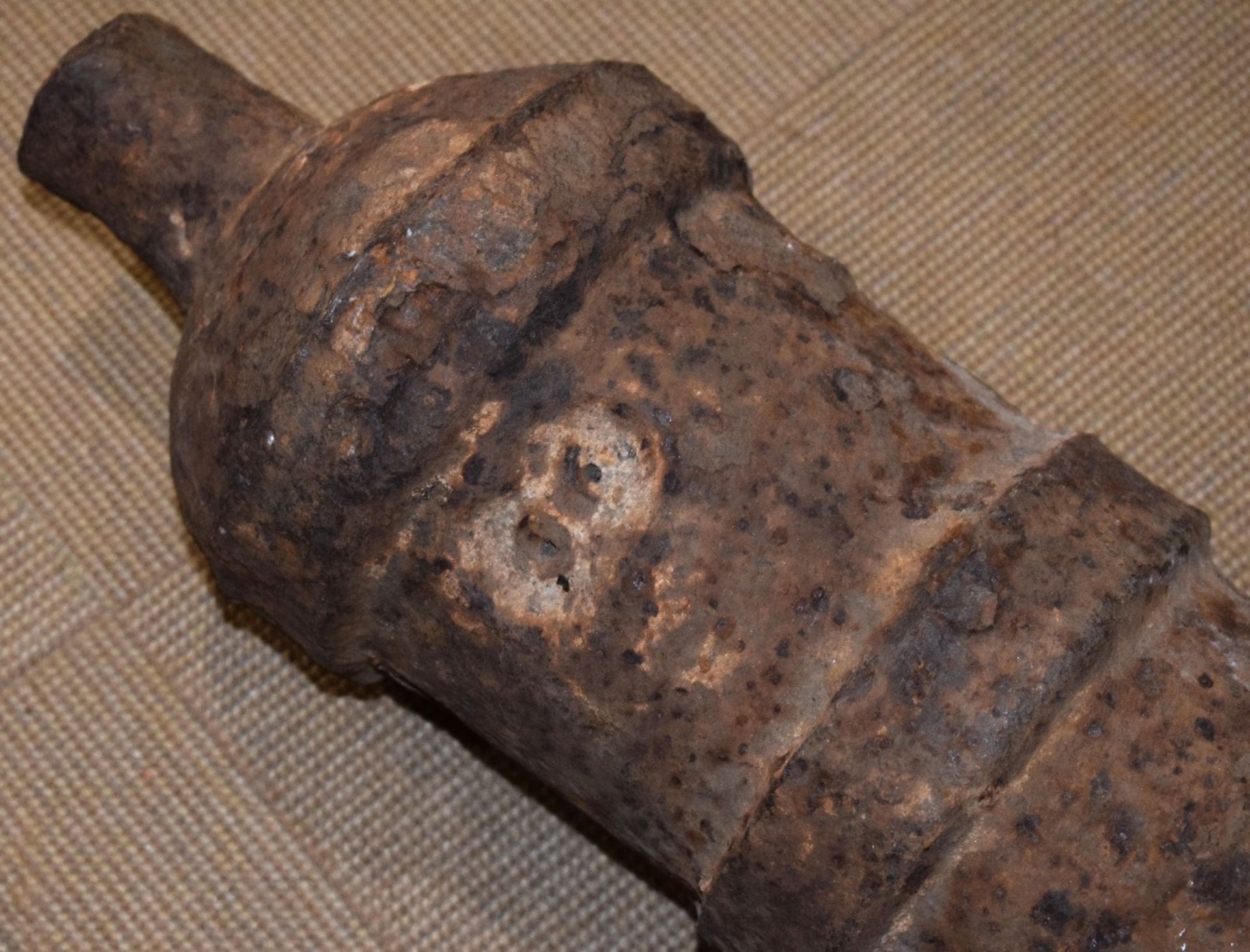 Heavy Chinese Cast Iron Cannon - Image 5 of 6