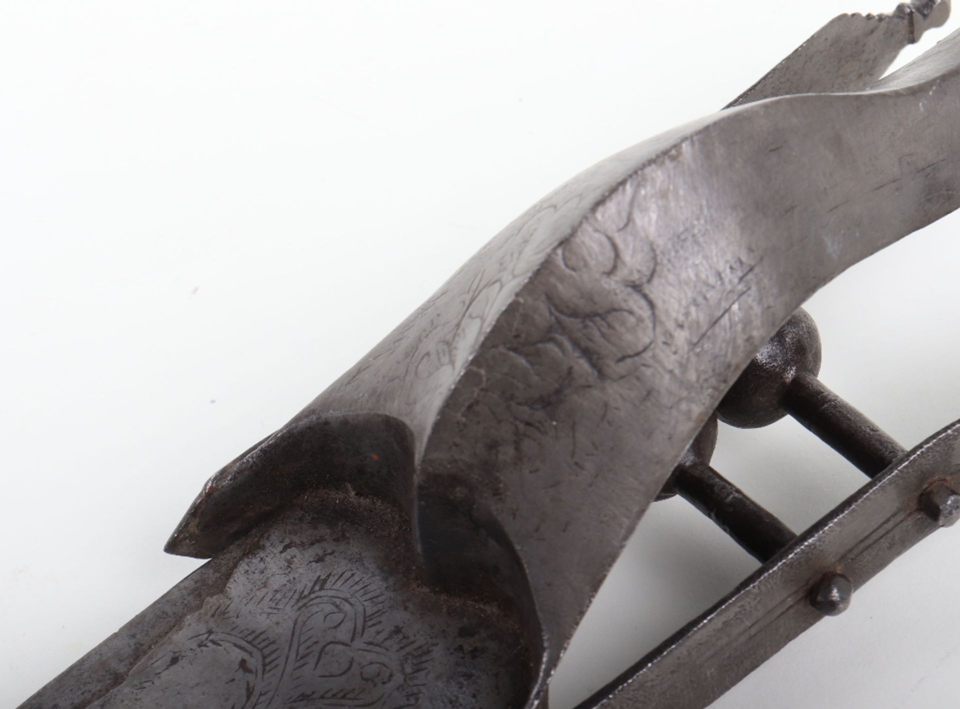 Indian Dagger Katar from Vijayanagara, Second Half of the 16th Century - Image 5 of 12