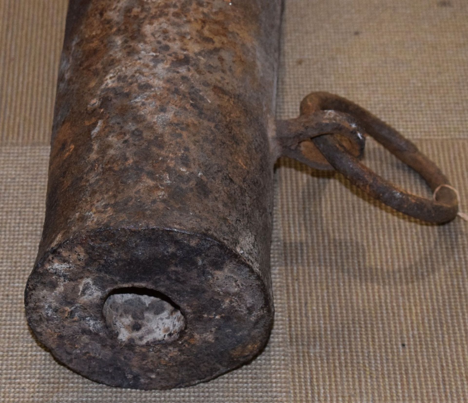 Heavy Chinese Cast Iron Cannon - Image 6 of 6