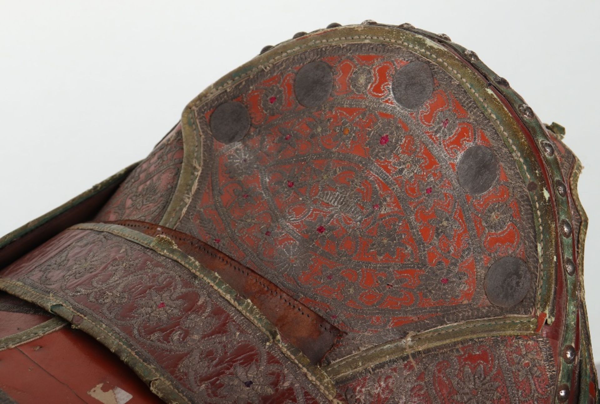 Fine and Scarce North Indian Saddle, Probably Late 19th or Early 20th Century - Image 5 of 12