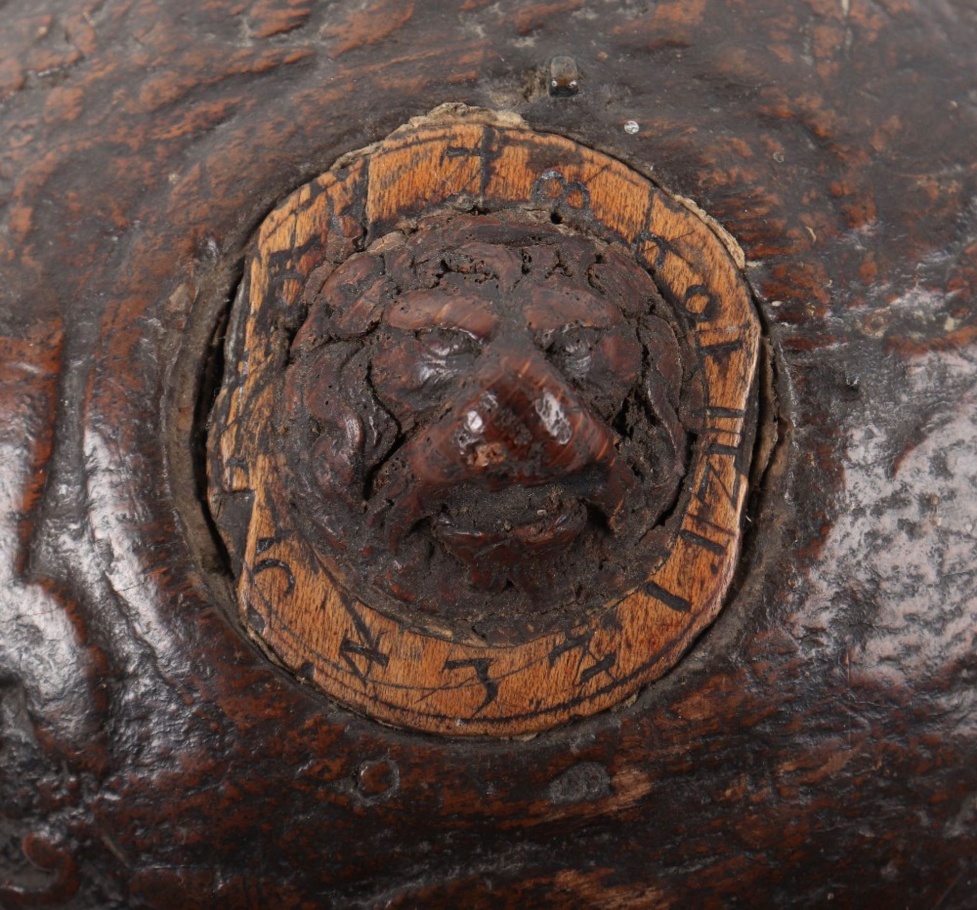 Circular Carved Wooden Powder Flask, European 17th Century - Image 2 of 7