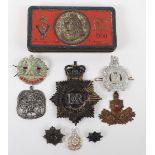 Queen Victoria Boer War 1900 South Africa gift tin and badges