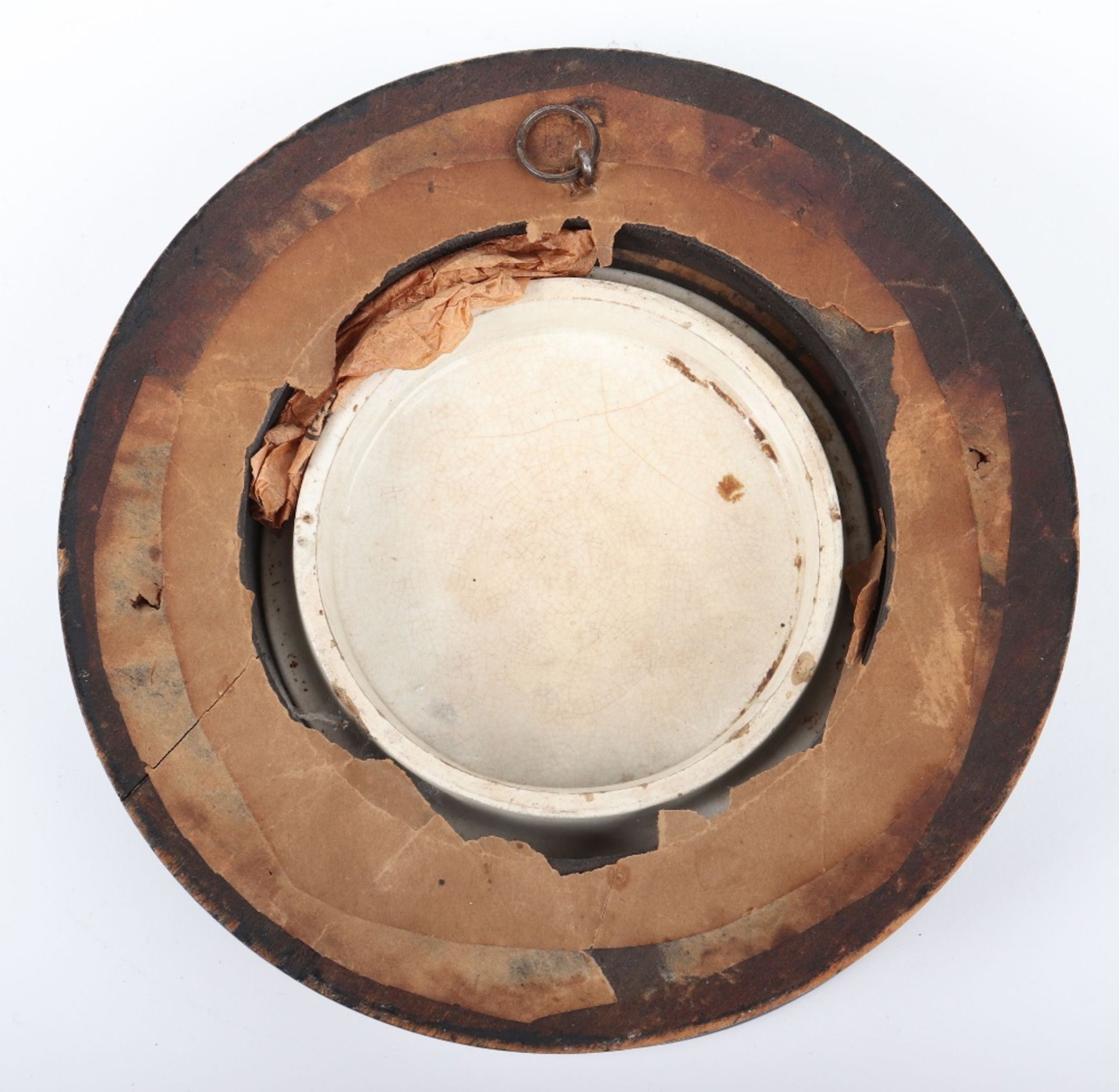 Victorian Painted Pot Lid of Queen Victorian Investiture of the Victoria Cross Medals for the Crimea - Image 3 of 3