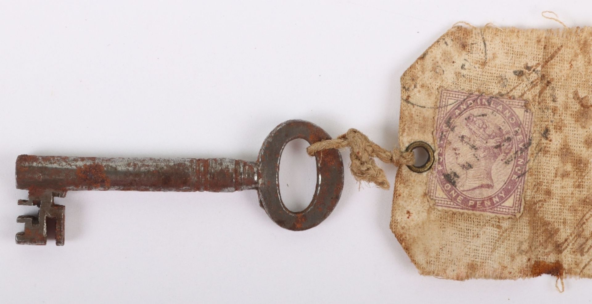 Unusual Victorian Key and Linen Address Label Belonging to Lady Palmer, Dorney Court, Windsor - Bild 2 aus 5