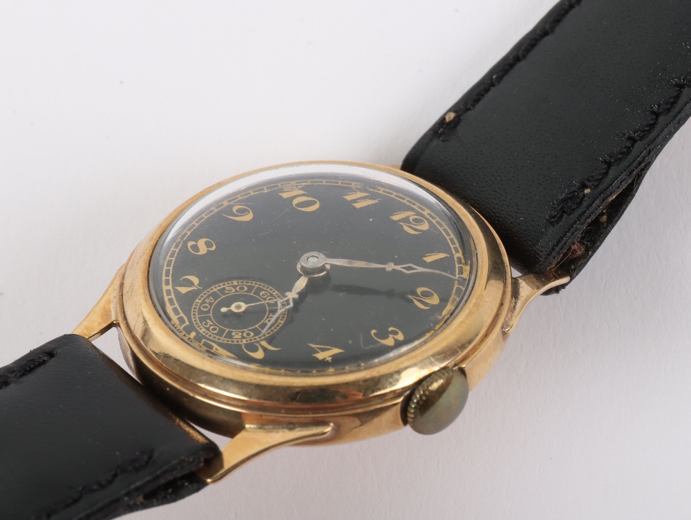 A vintage 9ct gold Swiss made wristwatch, circa 1940 - Bild 3 aus 7