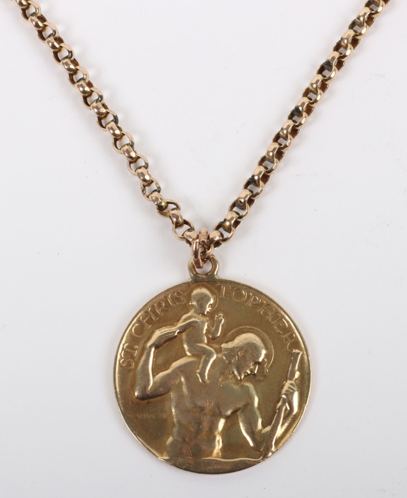 A 9ct gold chain and 9ct pendant of St Christopher - Image 2 of 3