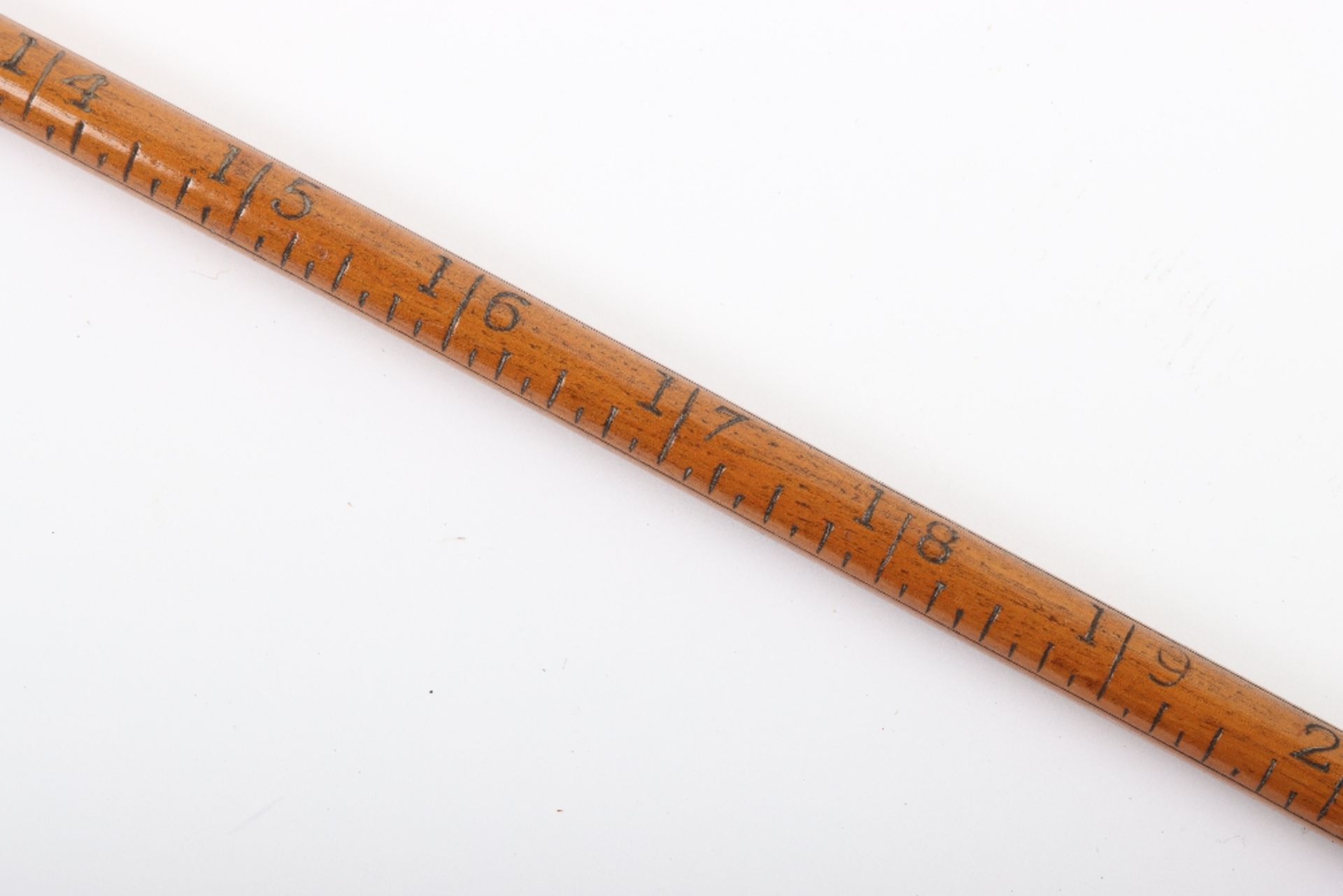 >A 19th century ivory topped brewers/vintners measuring stick - Bild 25 aus 27