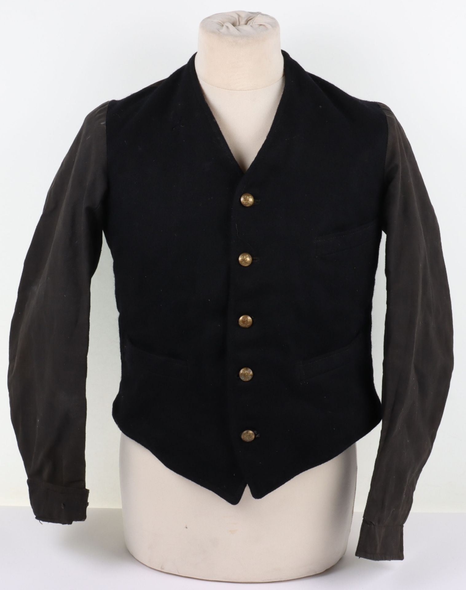 A London, Midland & Scottish and London North Eastern Railway porter’s jacket, circa 1930 - Bild 2 aus 13