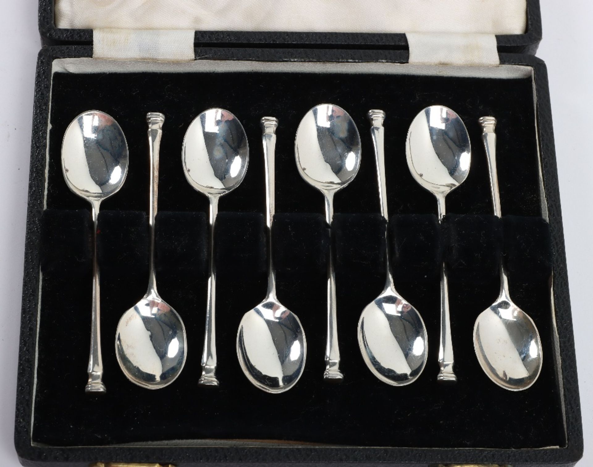 A set of 20th century silver teaspoons, Sheffield 1950 - Bild 3 aus 16