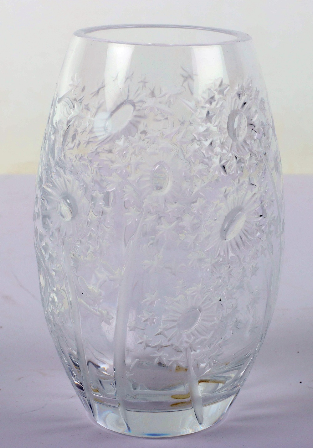 A Lalique glass vase - Bild 2 aus 5