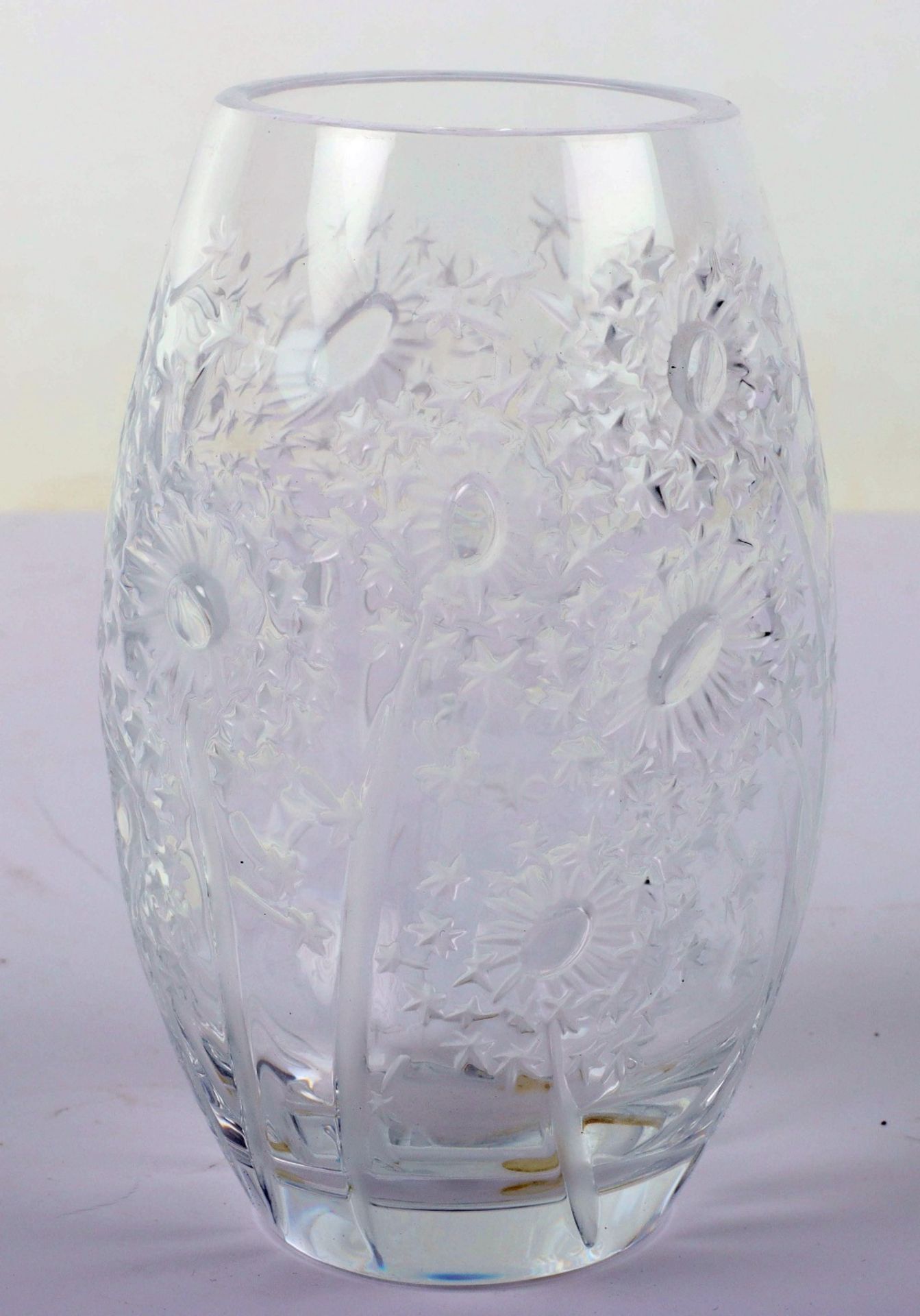 A Lalique glass vase - Image 2 of 5