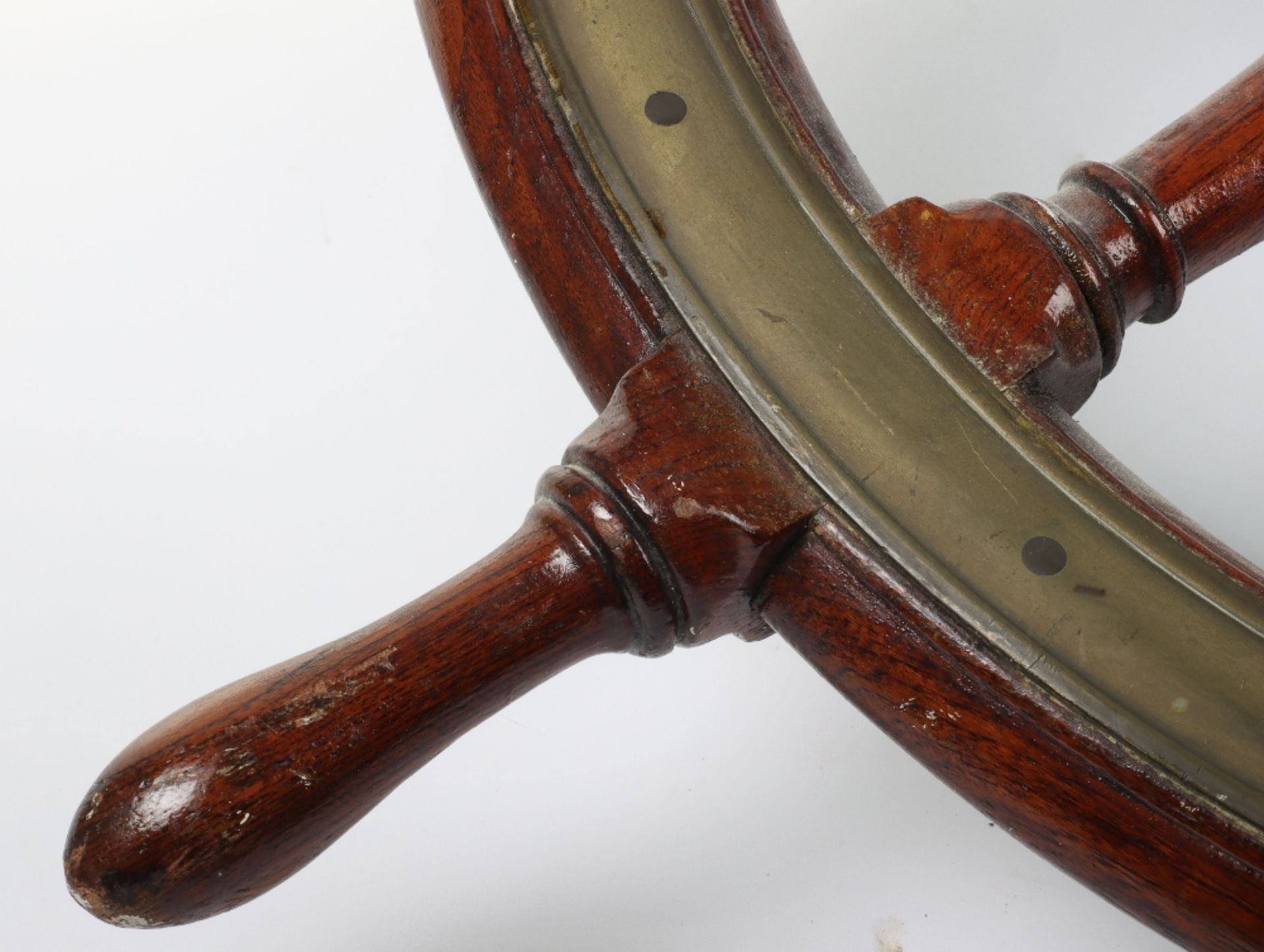 An early 20th century oak and brass ships wheel - Image 3 of 7