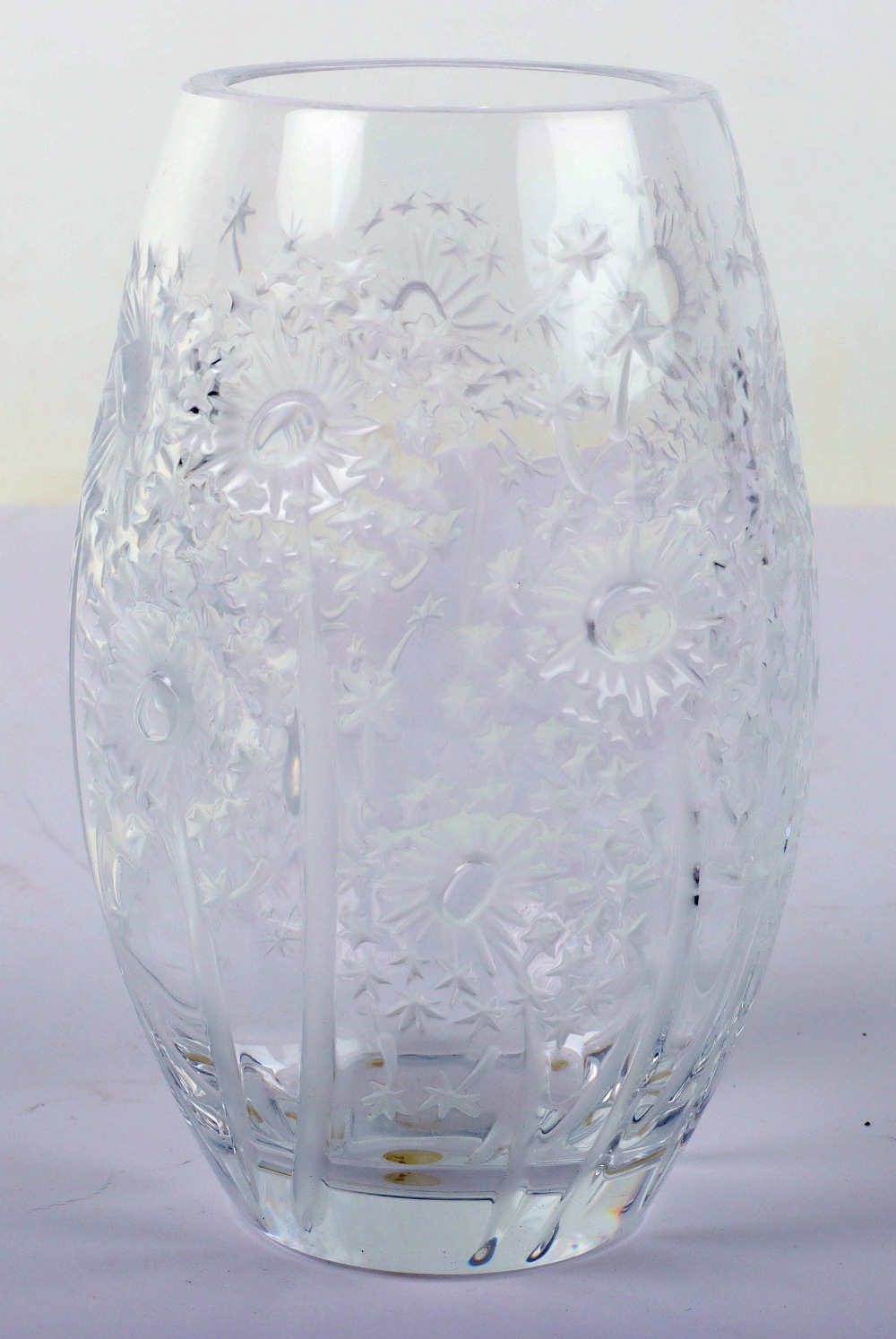 A Lalique glass vase - Bild 3 aus 5