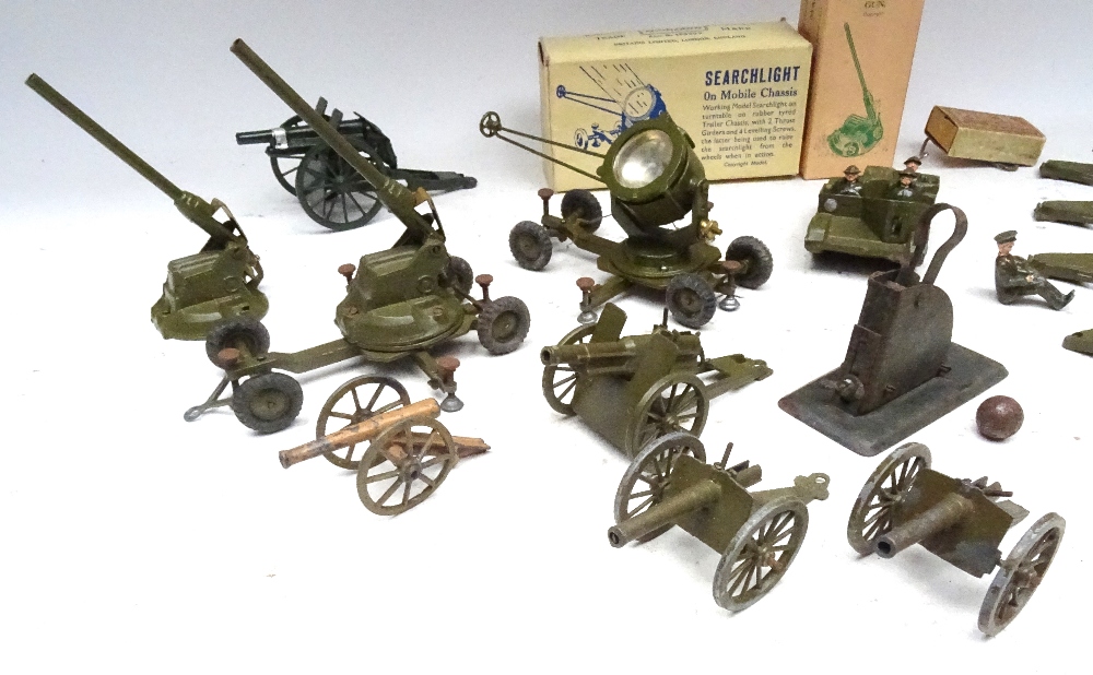 Britains Artillery and Anti-aircraft - Image 3 of 5