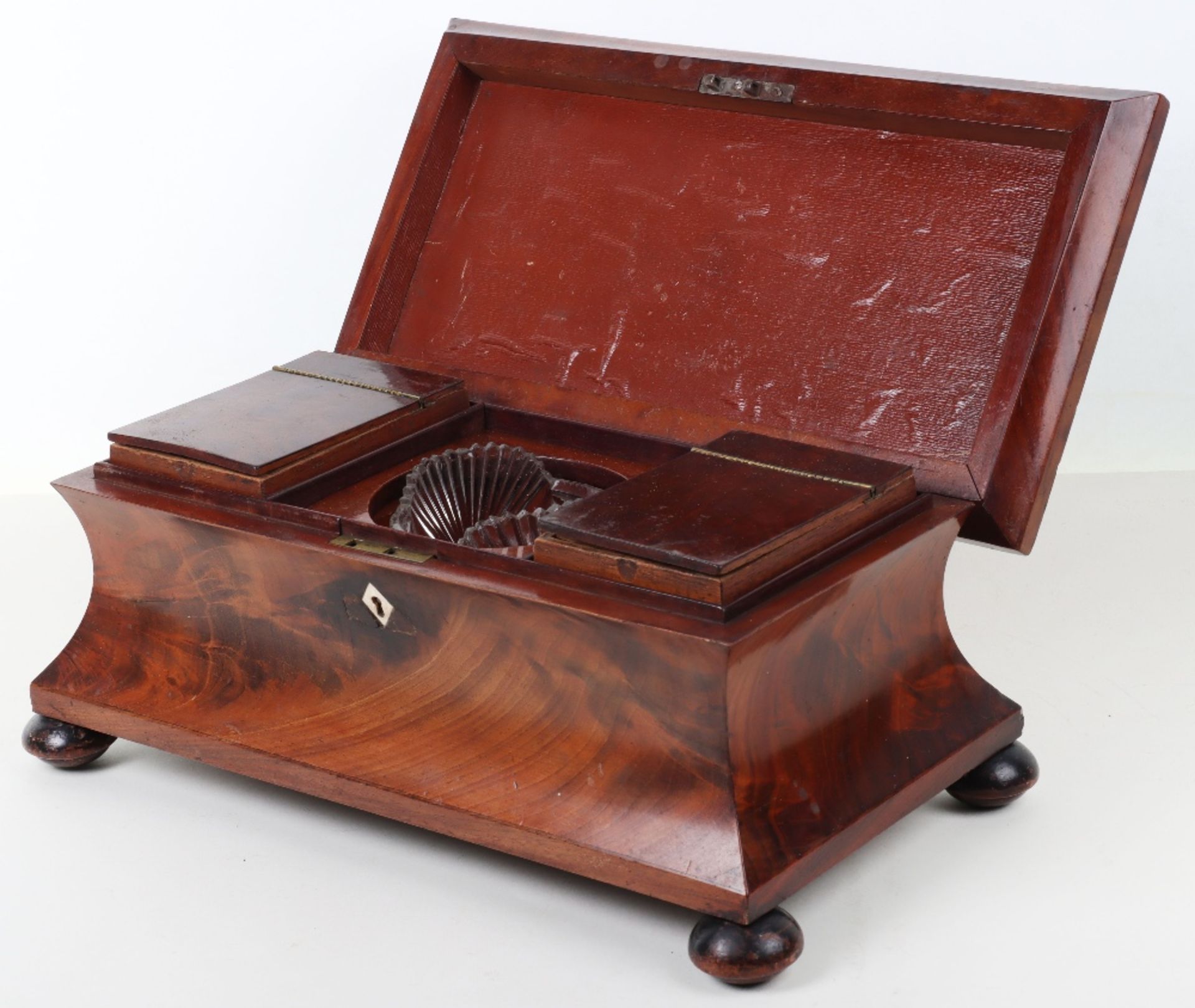 A 19th century mahogany casket tea caddy - Bild 2 aus 14