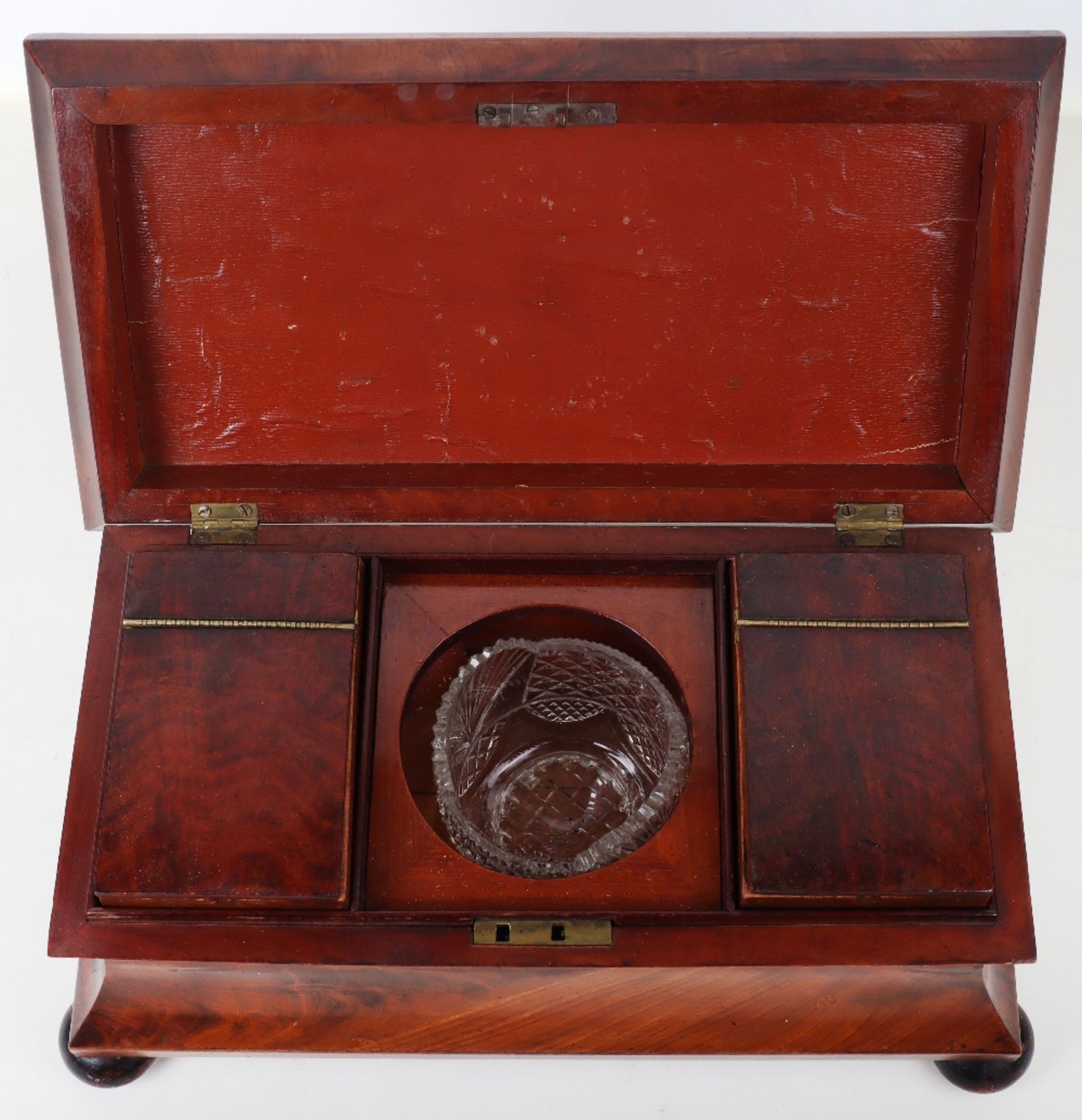 A 19th century mahogany casket tea caddy - Image 3 of 14