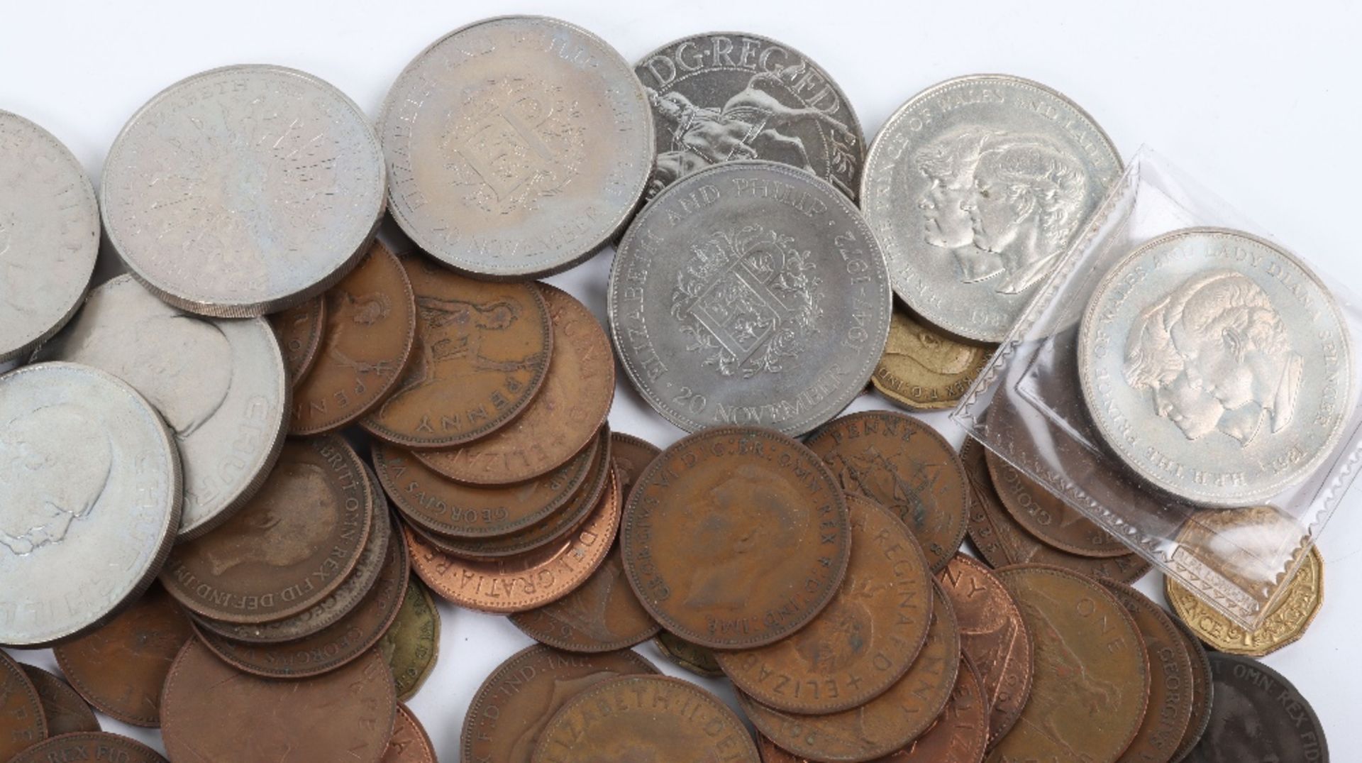 Selection of GB commemorative crowns and pennies - Image 2 of 4