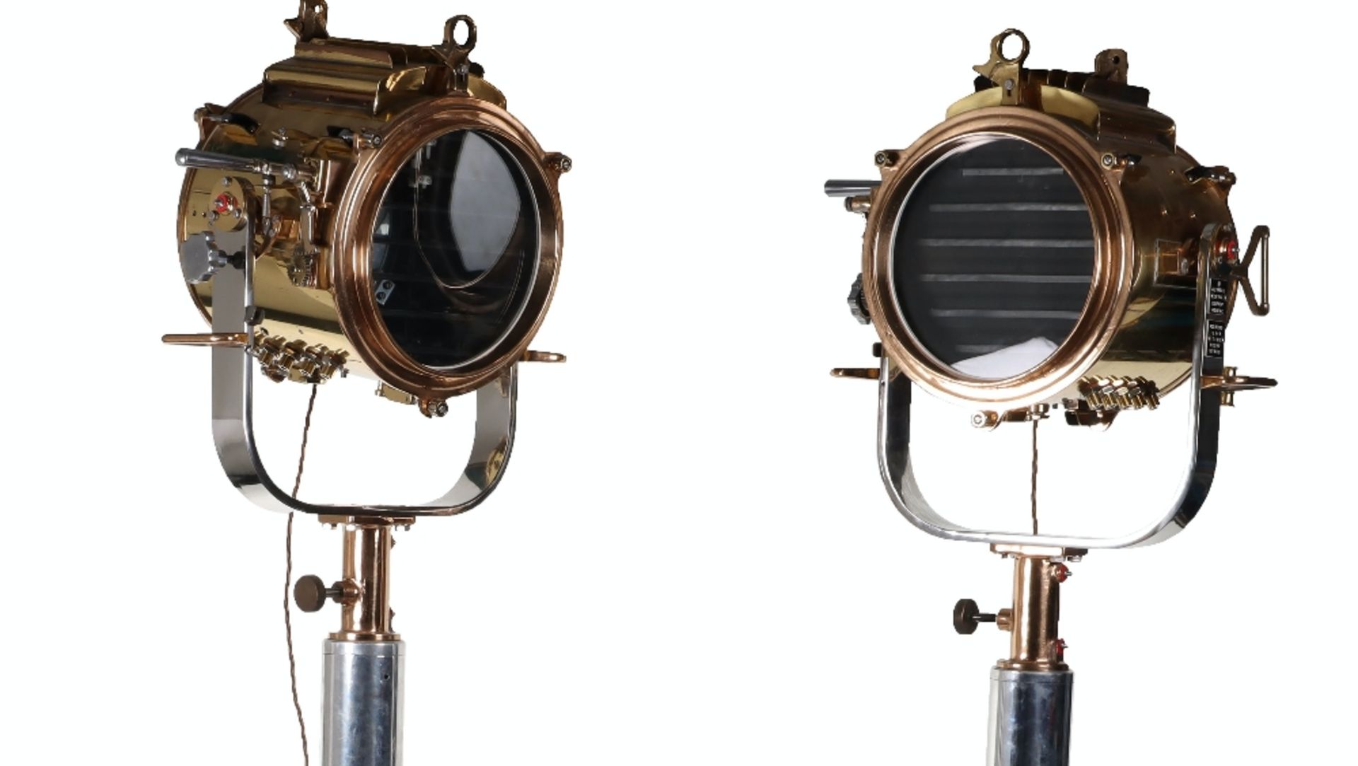 A superb and large pair of mid 20th century brass and metal naval signalling lamps on stands - Image 2 of 26