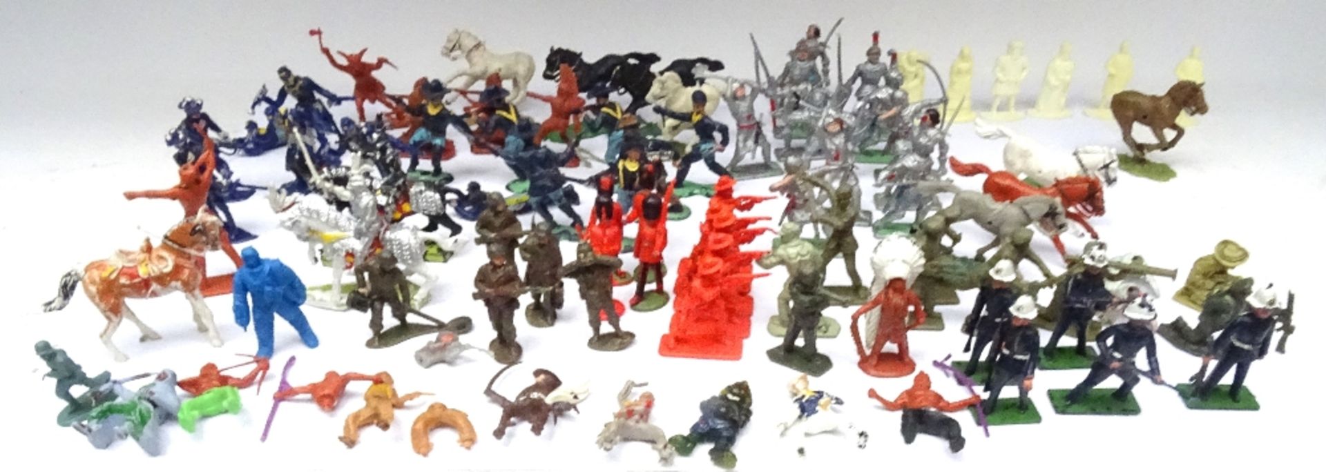 Plastic Toy Soldiers - Image 6 of 7