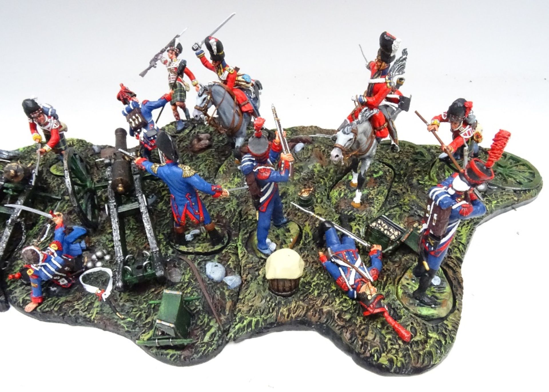 GNM Miniatures Waterloo: The Scots Greys and Gordons reach the Imperial Guard Artillery - Image 11 of 20