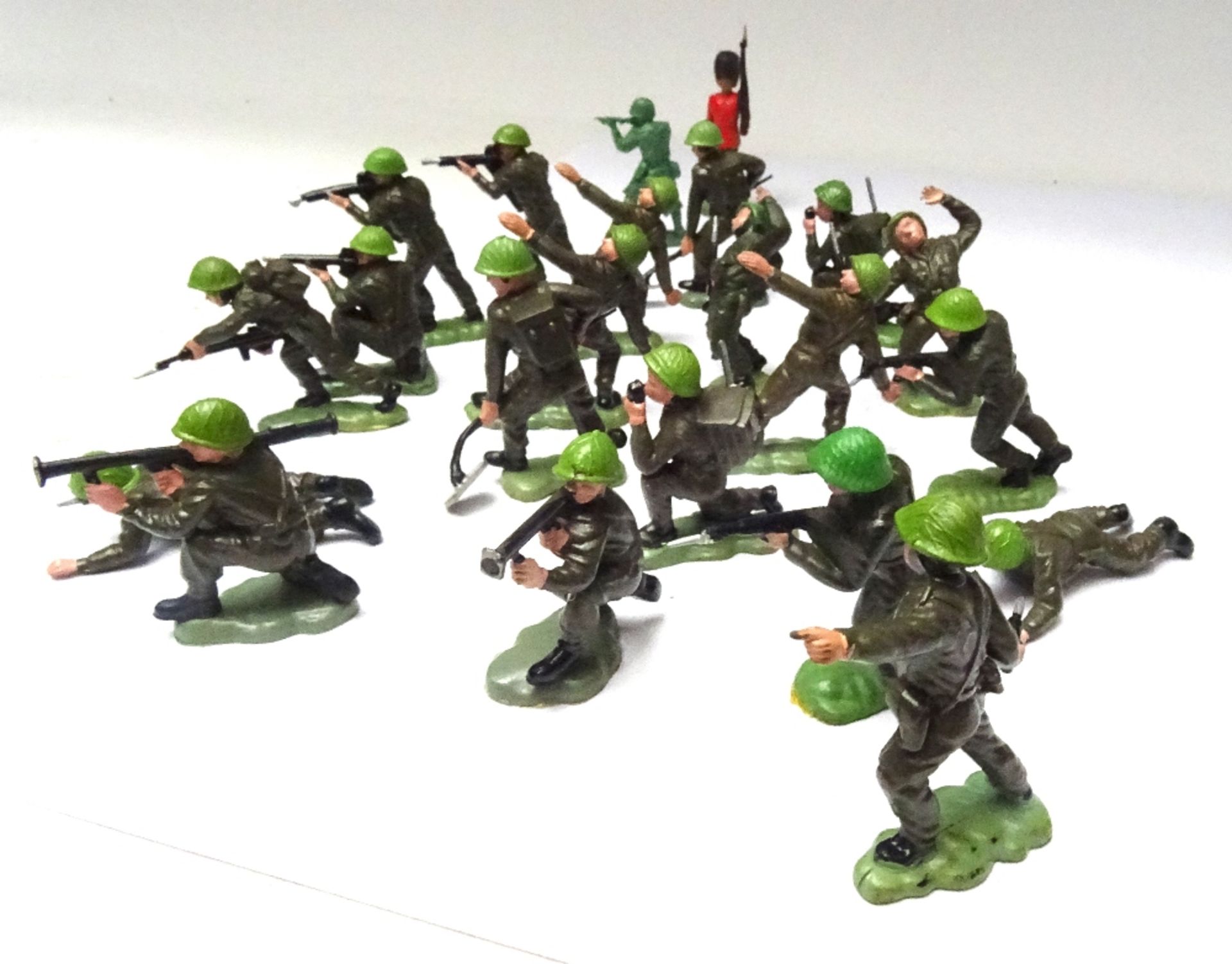 Plastic Toy Soldiers - Image 2 of 7