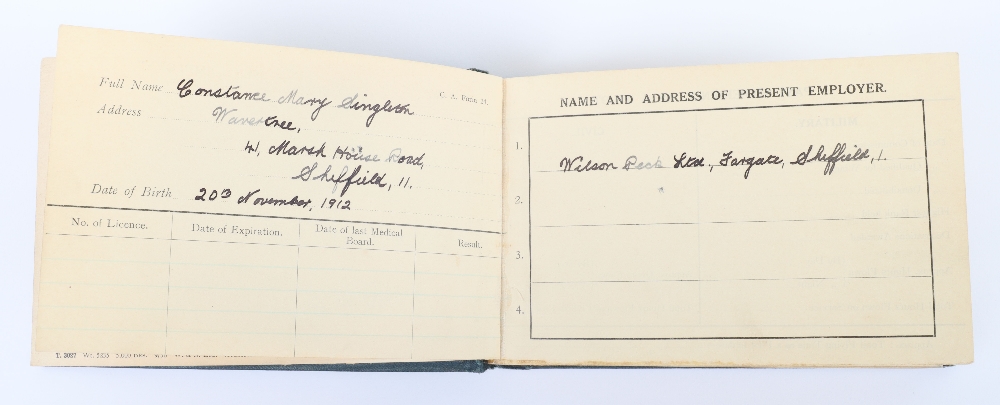 Pilots Log Book of Constance Mary Singleton - Bild 2 aus 4