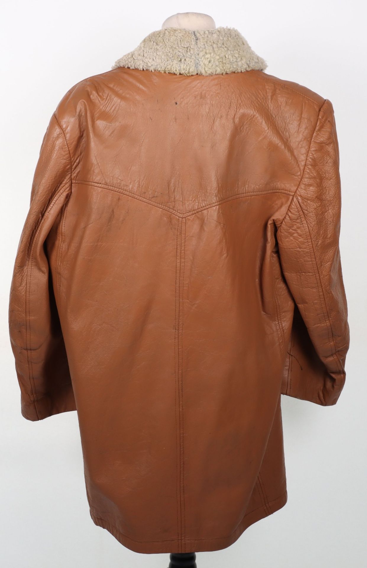 Vintage Style Tan Leather Coat - Image 7 of 10