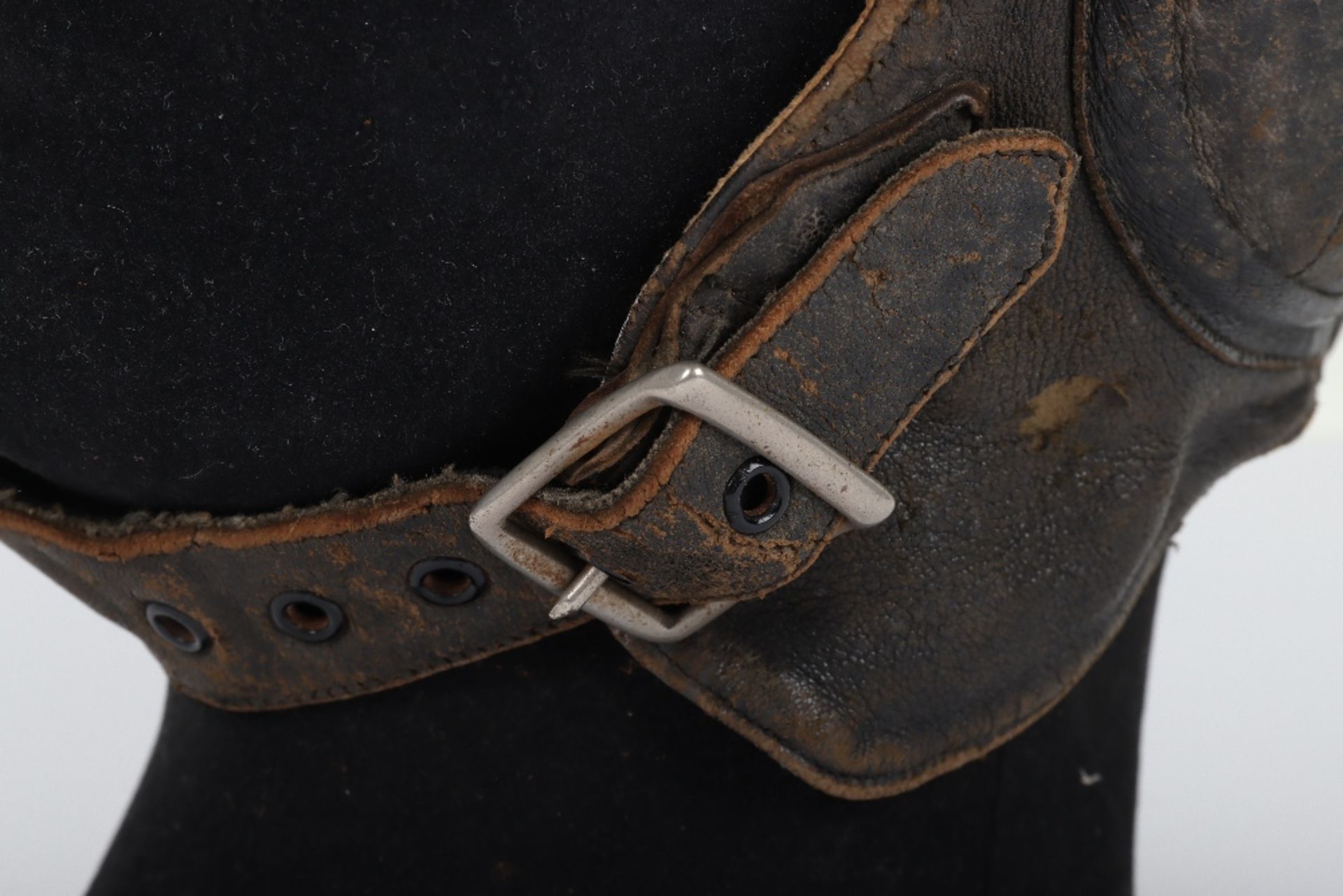 1930’s Lewis Pattern Leather Flying Helmet - Image 7 of 10