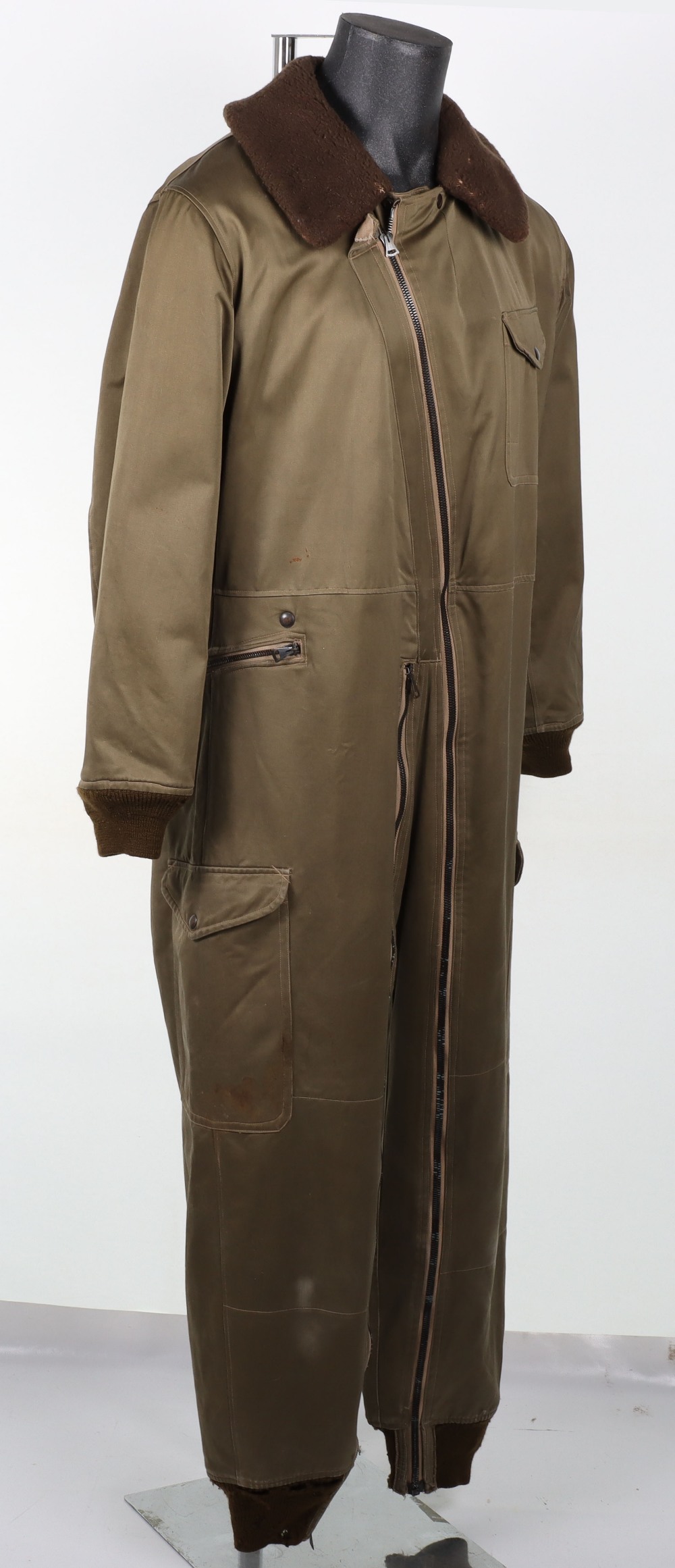 WW2 (1945) Canadian Made Flight Suit - Image 7 of 18