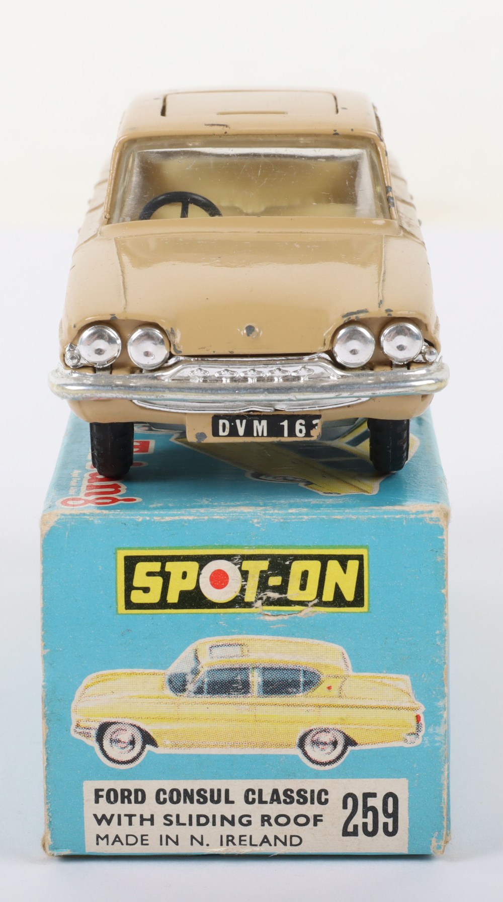 Tri-ang Spot On Model 259 Ford Consul Classic - Image 6 of 7