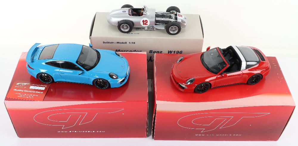 Three 1:18 Scale Models - Image 4 of 4