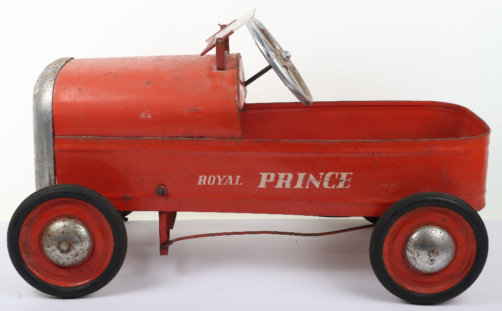 Triang Royal Prince Pedal Car - Image 3 of 7