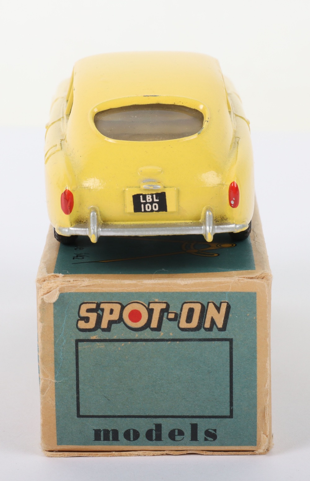 Tri-ang Spot On Model 113 Aston Martin DB3, yellow body - Image 5 of 5