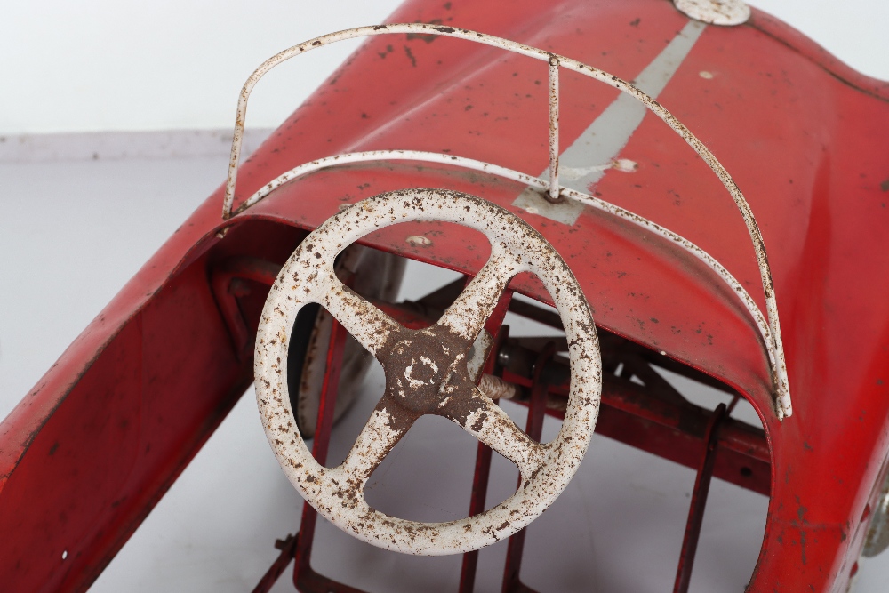 A Tri-ang pressed steel child’s pedal car, English 1960 - Image 6 of 10