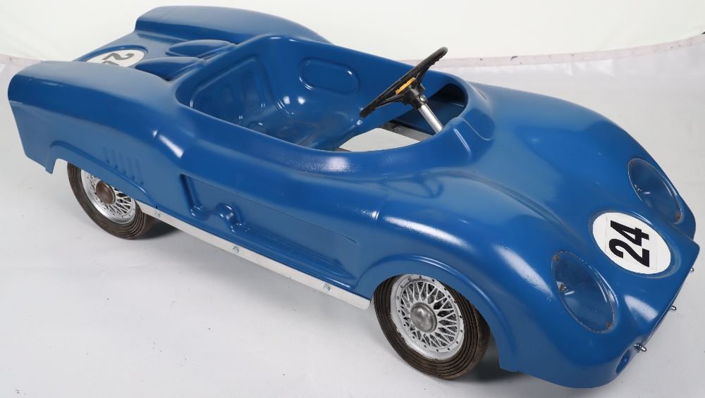 A scarce M & G (Morellett & Guerineae) hard moulded plastic Ford GT 40 child’s pedal Racing car, Fre - Image 4 of 11