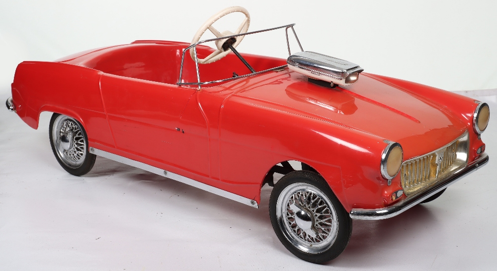 A Tri-ang Toys rare and early hard plastic MG Midget child’s pedal Sports car, English released 1963 - Image 2 of 11