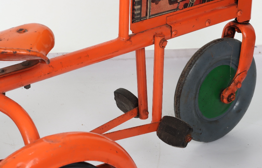 A Tri-ang pressed steel child’s pedal Tractor Major, English 1960s - Image 8 of 9