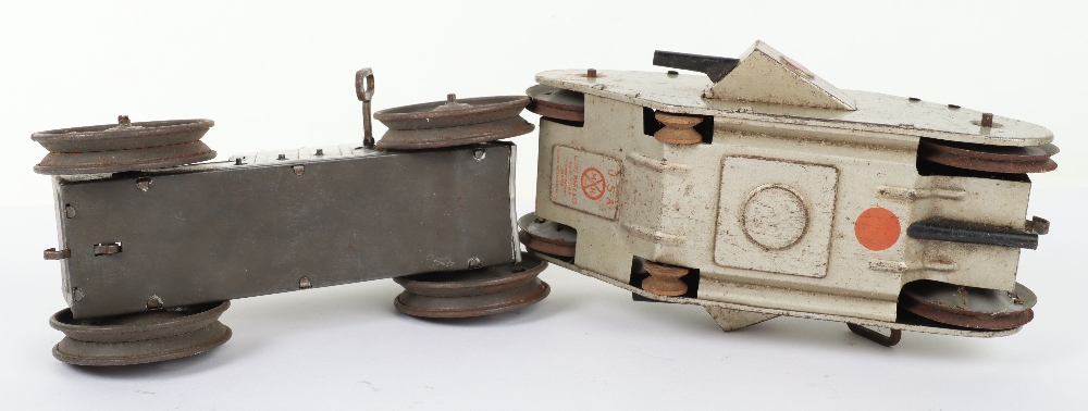 Marx (New York) tinplate clockwork Tractor and W.W.I Tank - Image 3 of 3