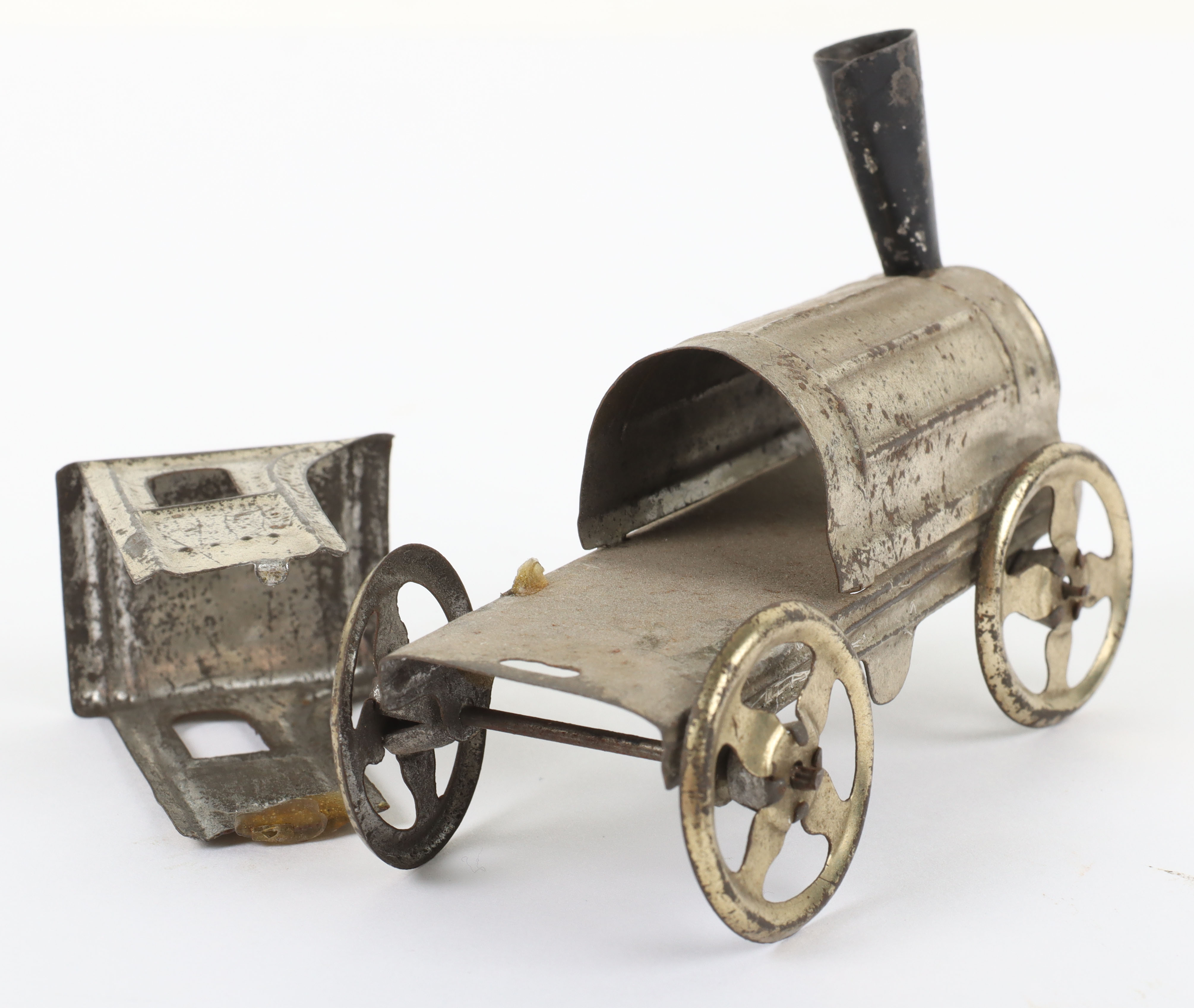 Early Meier pressed tinplate locomotive and carriage penny toy, German circa 1900 - Image 6 of 6