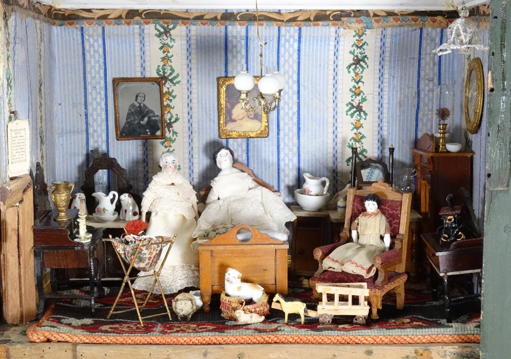 A rare and early 19th century English Dolls House cupboard and contents, - Image 6 of 8