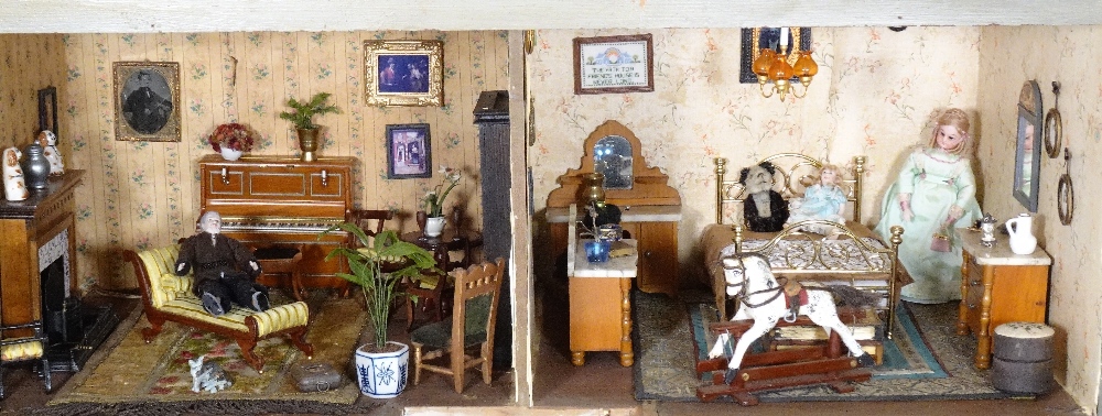 A good painted wooden Dolls House, English late 19th century, - Image 6 of 7