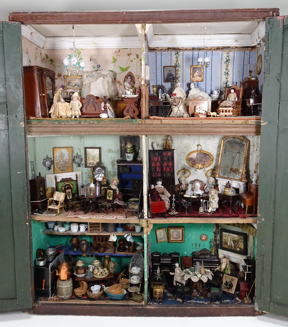 A rare and early 19th century English Dolls House cupboard and contents, - Image 2 of 8
