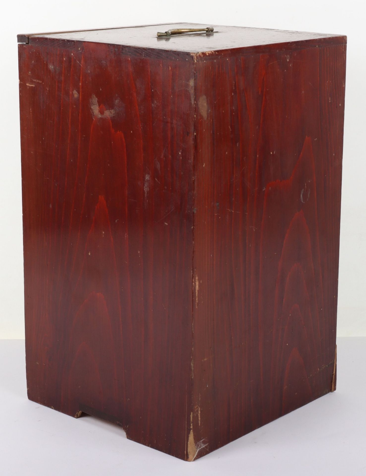 A Japanese Kodansu lacquer cabinet - Image 7 of 7